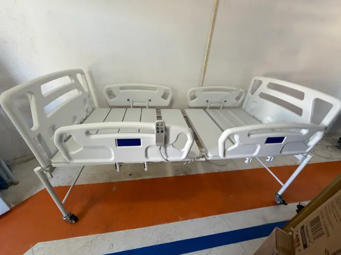 Cama hospitalar motorizada 2 movimentos confort luxo funcionando tudo 