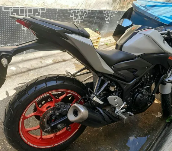 VENDO MOTO , MT-03 15,000 mil