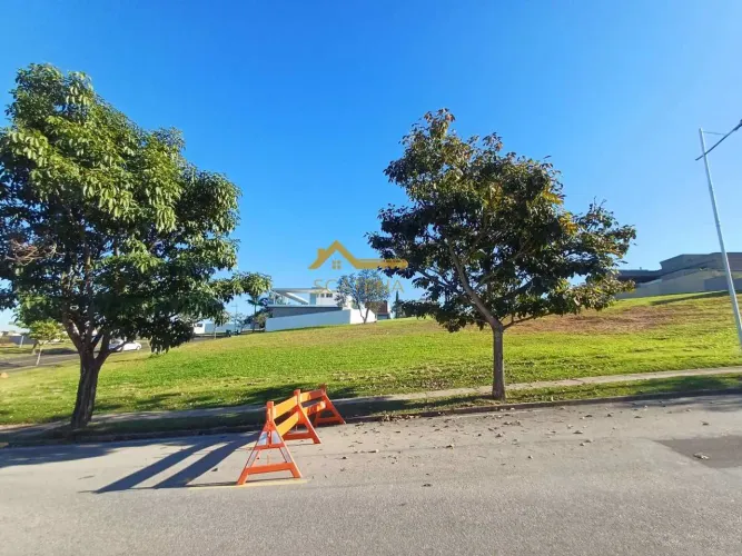 Terreno à venda, no Condomínio Saint Patrick em Sorocaba, 1000m²