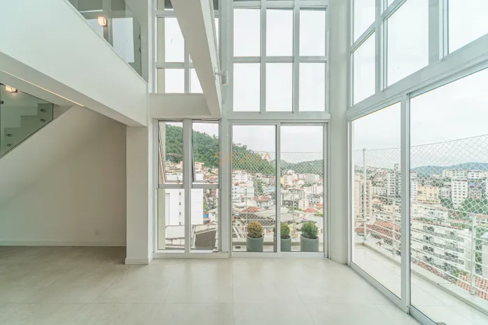 Cobertura para ALUGUEL com 3 quartos (2 suítes) - Bairro Santa Helena - Juiz de Fora MG