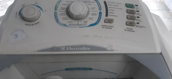Máquina de lavar funcionando perfeitamente 