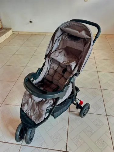Moisés e carrinho para bebê