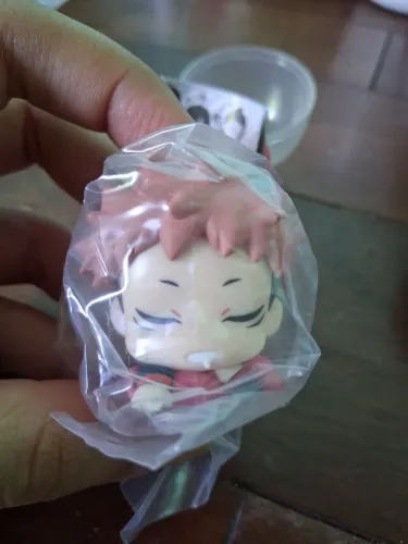 Gashapon Figure Jujutsu Kaisen Original Yuji Itadori