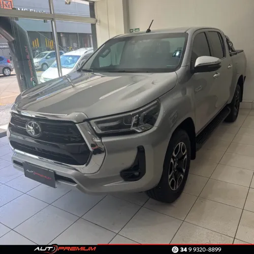 Toyota Hilux CD SRX 4X4 2.8 TDI 16V Diesel Aut. 2023