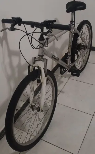 Bicicleta Caloi Alumínio Aro 26 