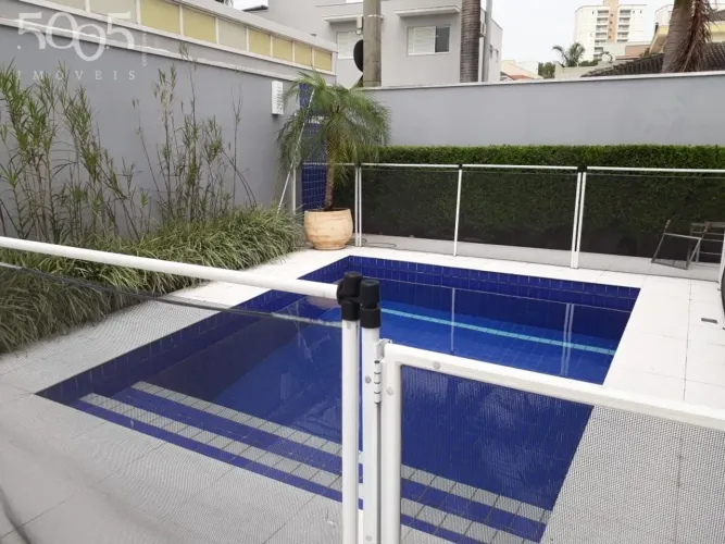Casa à venda no Condomínio Parque do Varvito com 250m² de construção e 290m² de área total