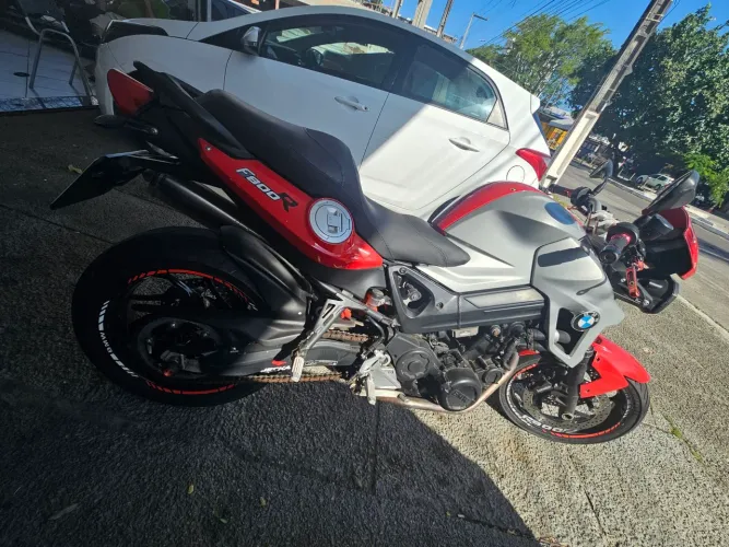 VENDO EXCELENTE MOTO BMW F800r SUPER CONSERVADA