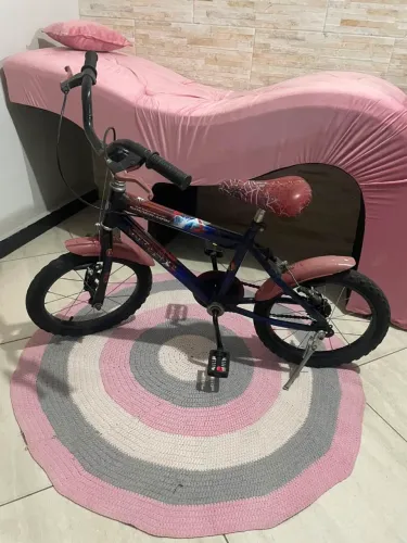 Bicicleta homem aranha