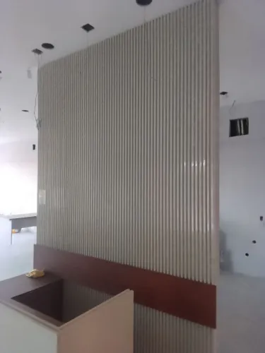 Painel para comércio e sala comercial