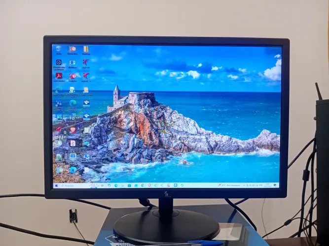 Monitor x3 tech 19,5"