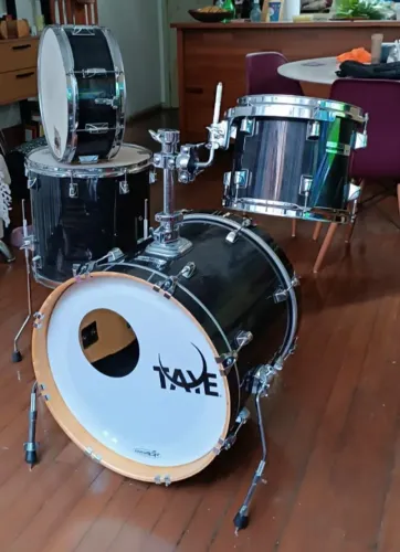 bateria acustica taye pro x (ACEITO CARTÃO DE CRÉDITO)