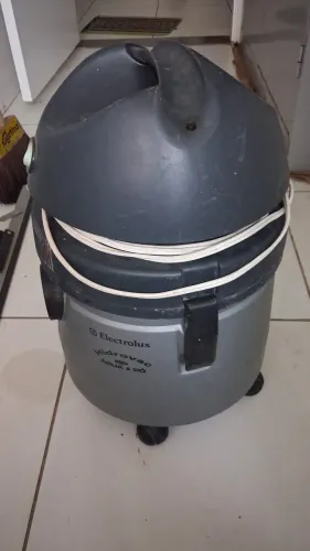 Aspirador água e pó 