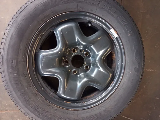 Roda avulsa Estepe Aro 16 c/ pneu Fiat Toro 2016/2020