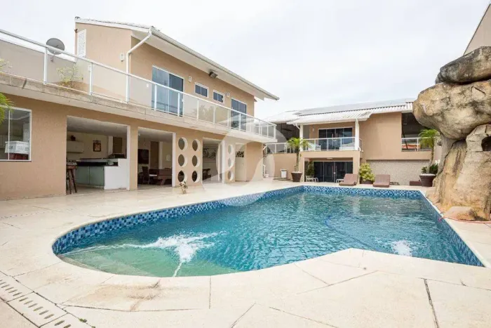 Casa de alto padrão com 6 Quartos à venda, 602 m² por R$ 6.900.000 - Camboinhas - Niterói/