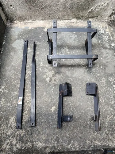 SUPORTE DE BAÚ DE CARGA PARA HONDA CB 300F TWISTER