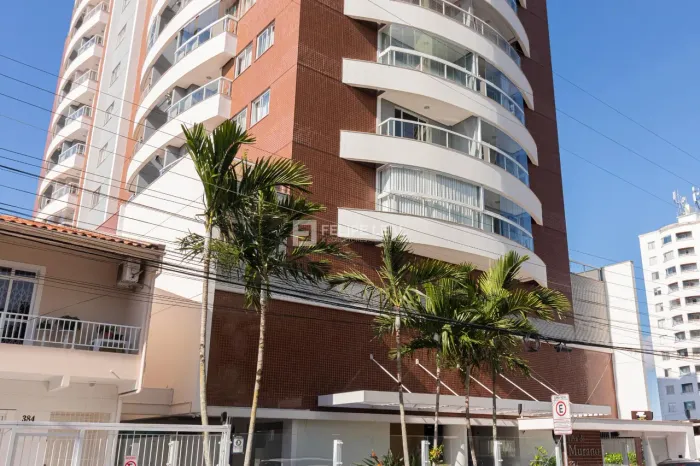 Apartamento em Campinas - São José, SC