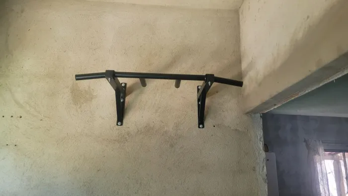 Barra fixa de parede