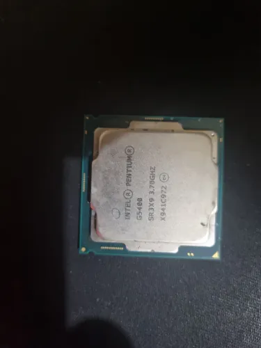 Processador Intel Pentium Gold G5400 - Ótimo Estado