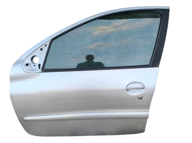 Porta Dianteira Esquerda Peugeot 207 206 4 Portas Lisa Porta Motorista Peugeot 206 207 4P