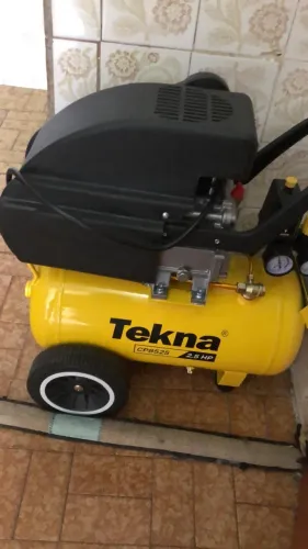 Compressor de Ar, usado uma semana