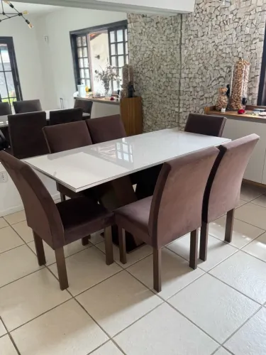 Mesa de Jantar + 6 cadeiras