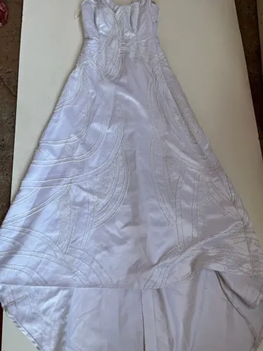 Vendo 10 vestidos de noiva