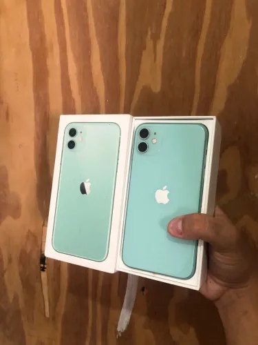 iPhone 11 - 128GB