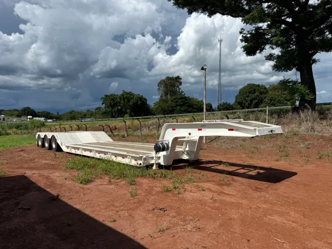 Carreta prancha 3 eixos 
