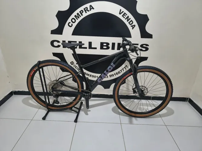 Vendo Caloi elite carbono aro 29 tamanho 17 zero km