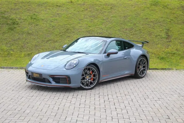 Porsche 911 Carrera Coupe 2024