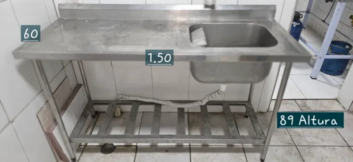 Pia aço inox industrial  150x60x89 cm (cuba direita)