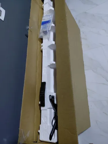 Televisão 55 polegadas led Samsung, com defeito no display, fora isso está tudo perfeito!
