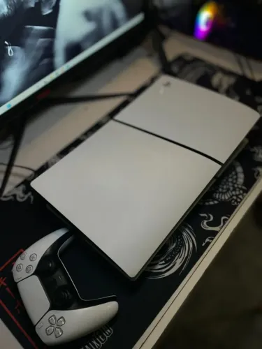 PlayStation 5 Slim Digital (Muito Novo) - Oportunidade