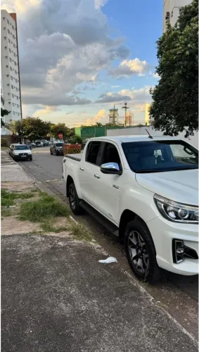 Toyota Hilux CD SRX 4X4 2.8 TDI 16V Diesel Aut. 2020