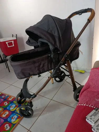 Carrinho de bebê completo