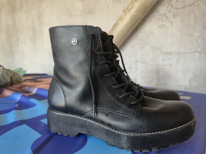 BOTA COTURNO FEMININA N° 37