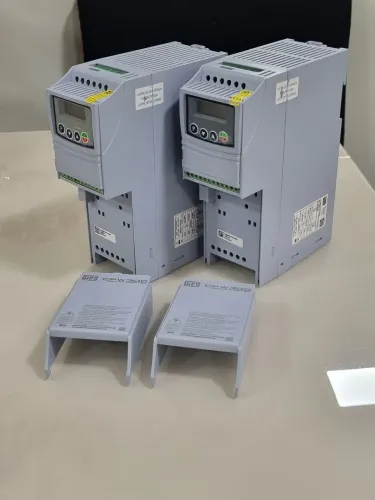 2 inversor de frequência cfw300 5cv e 3cv 220v.