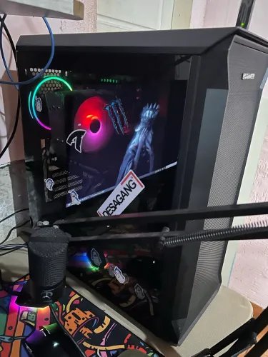 PC GAMER - PARA VENDER RÁPIDO