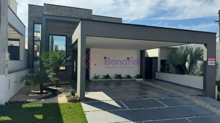 Casa térrea para VENDA, localizada no condomínio PHYTUS, em Cabreúva/SP.