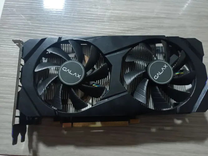 GTX 1660 6 GB (aceito placa inferior + volta)