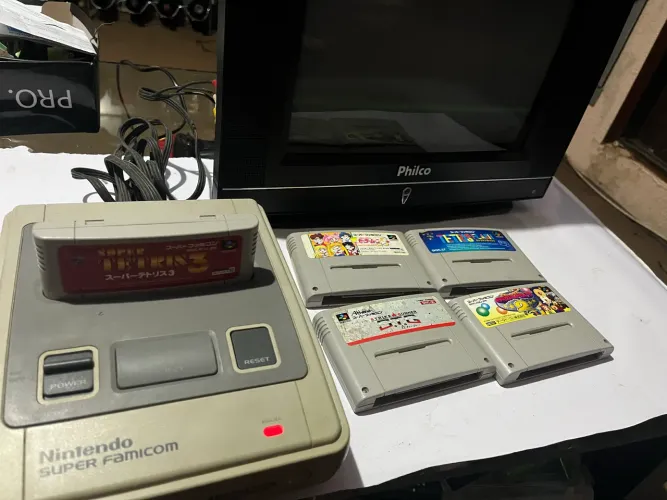 Nintendo Super Famicom c/ defeito 