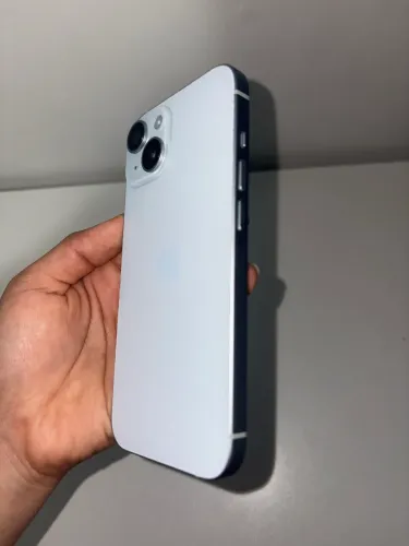 iPhone 15 128 GB azul impecável 