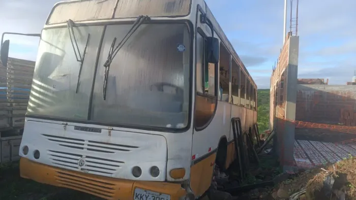 Vendo Peças de Ônibus Mercedes