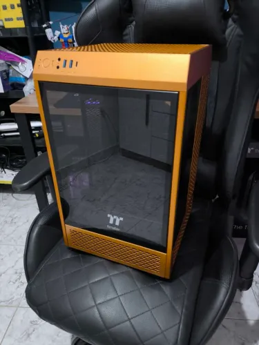 GABINETE THERMALTAKE TOWER 100