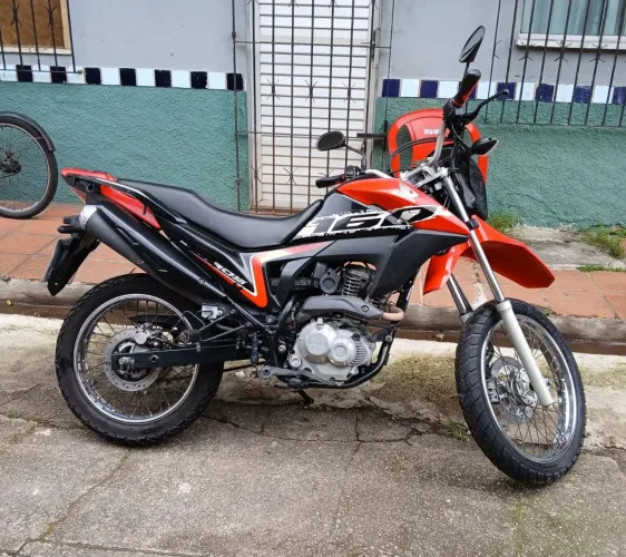 BROS 2020/2021 160c ESDD<br>COMPLETA 