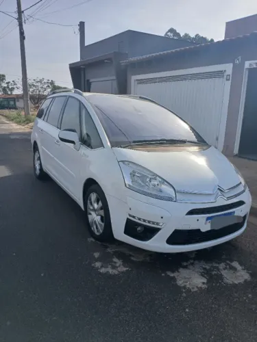Citroen C4 Picasso Grand 2.0 16V 143cv AUT 2013