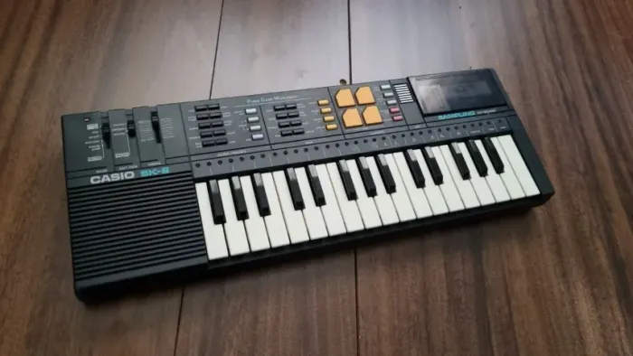 Teclado Casio Sk-8 Sampler Raridade (Usado)