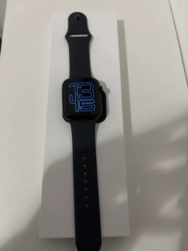 Apple Watch SE 3 GPS 44mm seminovo com caixa, nota e garantia 2027