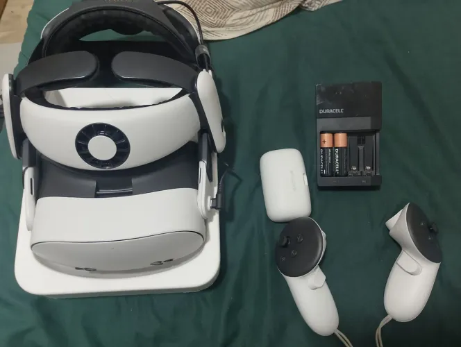 Meta quest 3s com suporte de cabeça e bateria extra