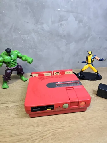 FAMICOM TWIN SHARP